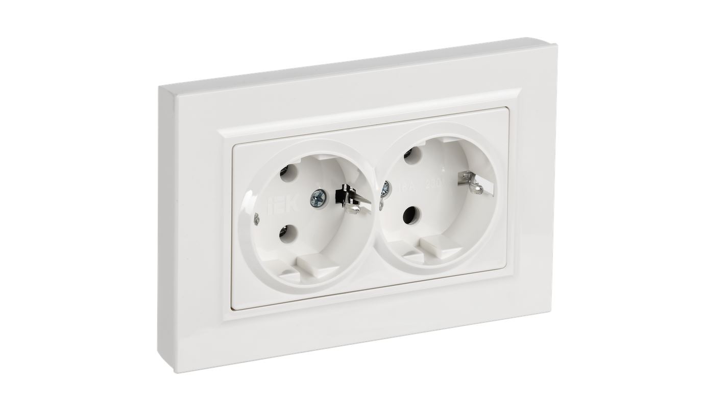 Розетка с рамкой 2-местная белый с заземл. без защ шторок плоская 16А в сборе РСПл12-3-БрБ IEK (10)