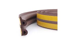 Уплотнитель Sila Home Р100, 9х5,5 мм самоклеящийся, коричневый 100м дво (100)