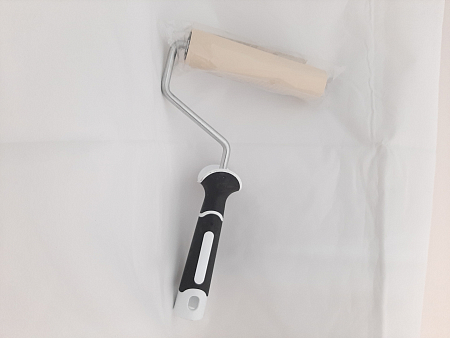 Валик д/прикатки обоев белый, пенополиуретановый 150 мм(13)