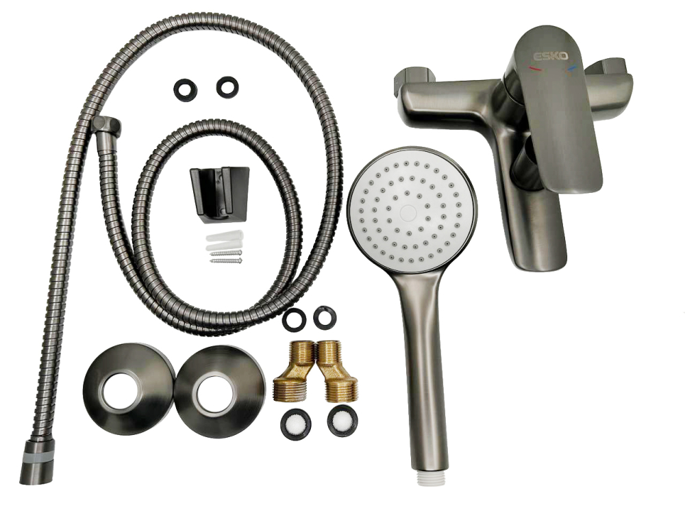 Смеситель Lagos Gun Metal для ванн, короткий излив, c аксессуарами, арт. LG54GM 2