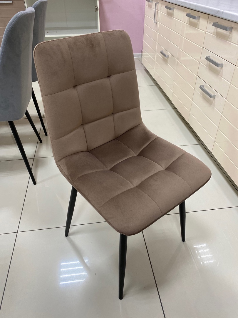 Кресло ТИФФАНИ, каркас черный КОНФЕТТИ КОРИЦА